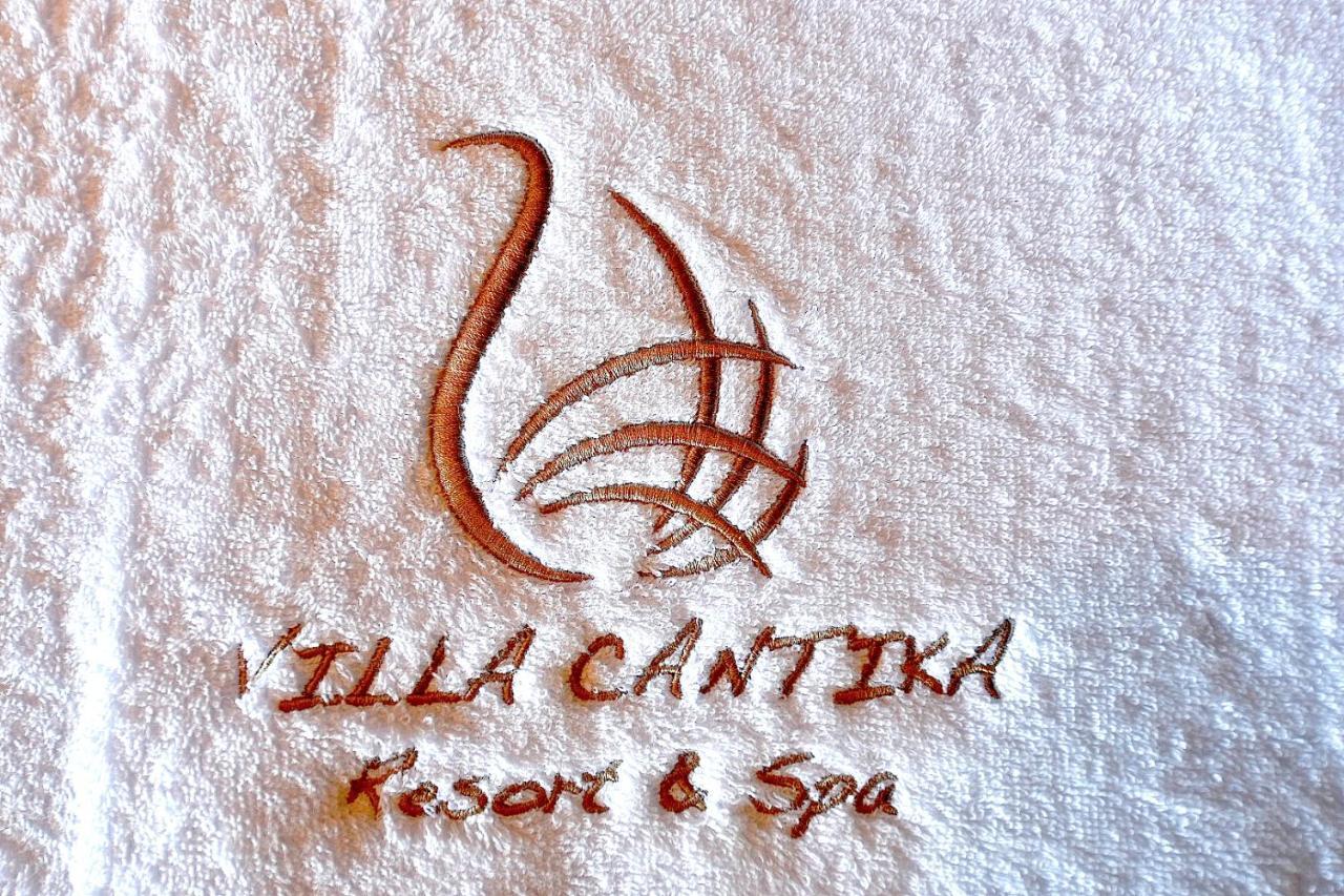 Cantika Villa 길리트라왕안 외부 사진